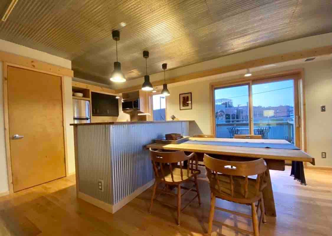 Commander-North Bin. DT Stillwater. River Views! gallery image 5