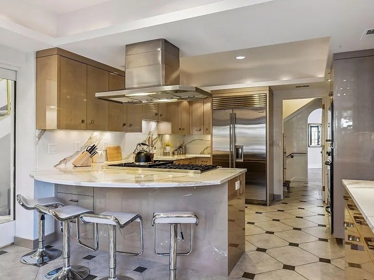 Harriet’s Hideaway gallery image 5