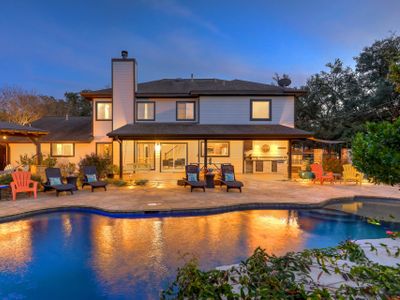 Group Retreat w Private Backyard Oasis Pool/Slide