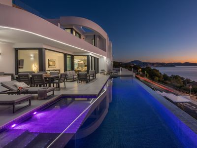 Villa Aphrodite by Abahana Luxe