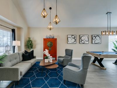 Modern 5-Bed Home with Pool, BBQ, Near Vegas Strip