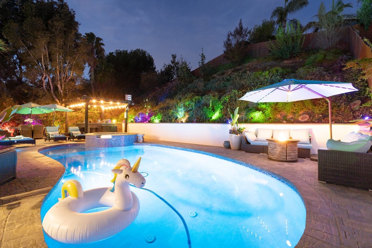 Exclusive 5 * Luxury ❤️Private Heated Pool Spa AC gallery image 2