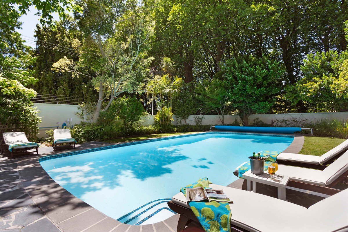 Craiglea Newlands – Villa with Pool & Tennis Court gallery image 3