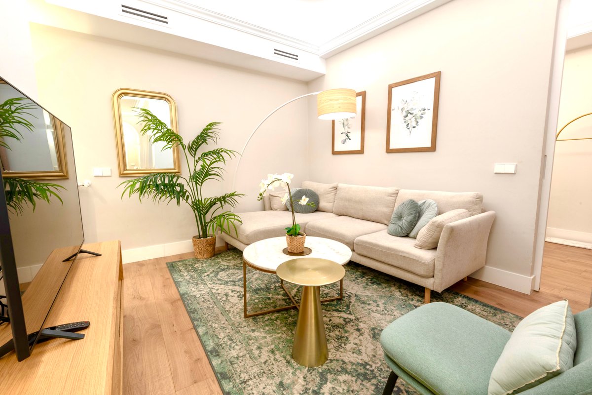 Modern Boho Chic Haven – Chueca