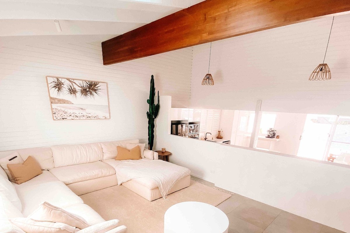 White House Noosa with Magnesium Pool and firepit gallery image 5