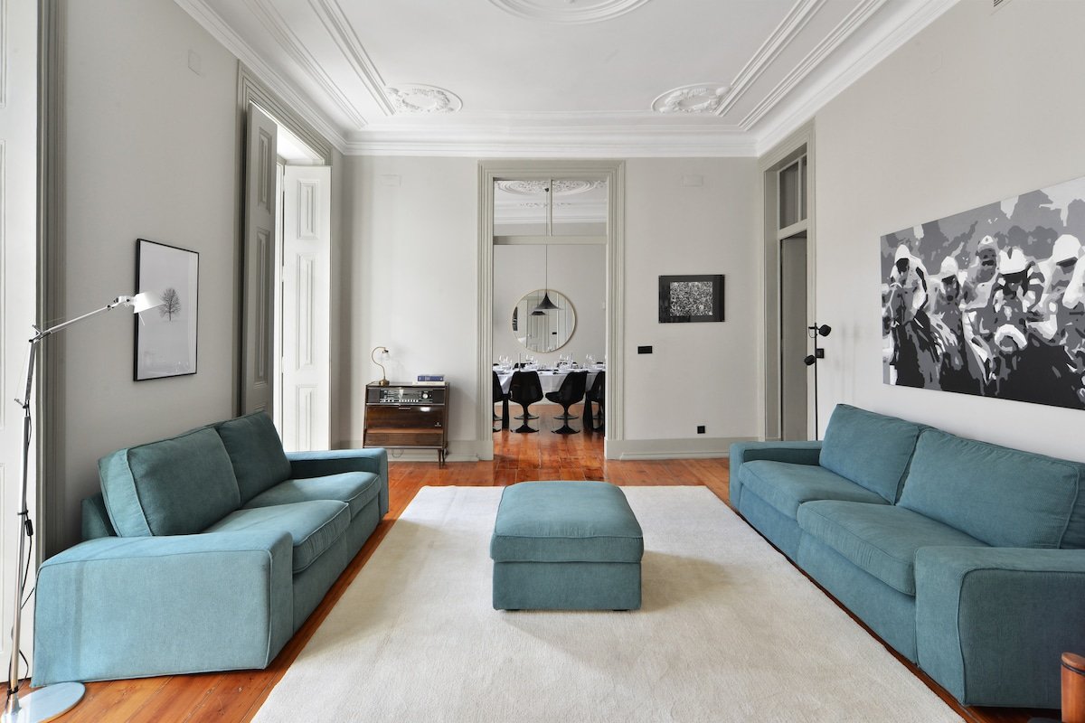 Big Stunning Apt – Best Possible Location – Chiado gallery image 4