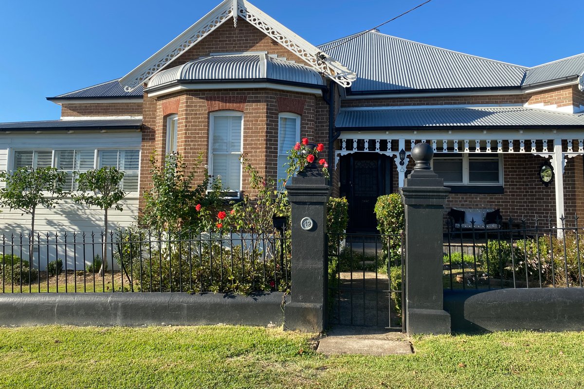 Wingham House 1889 – Entire Bnb (2 rooms)