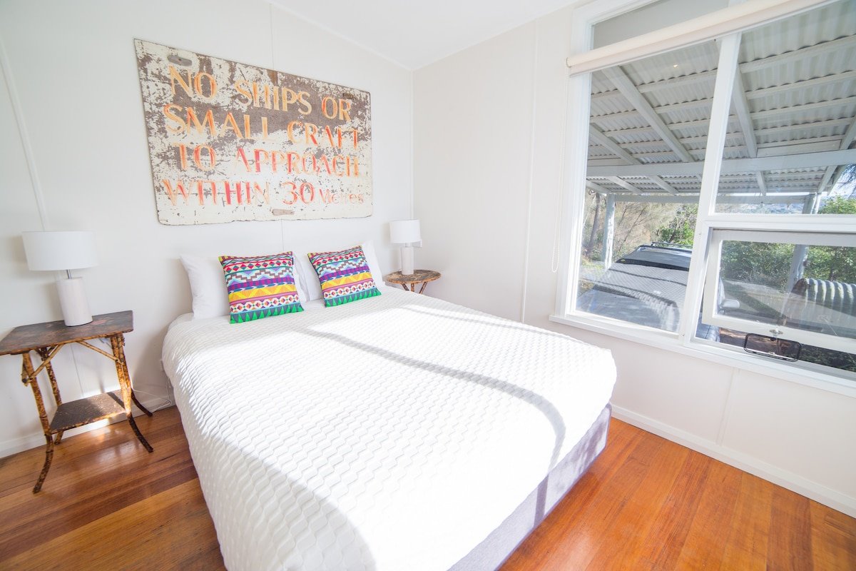 The Hideaway – beachfront seclusion gallery image 5