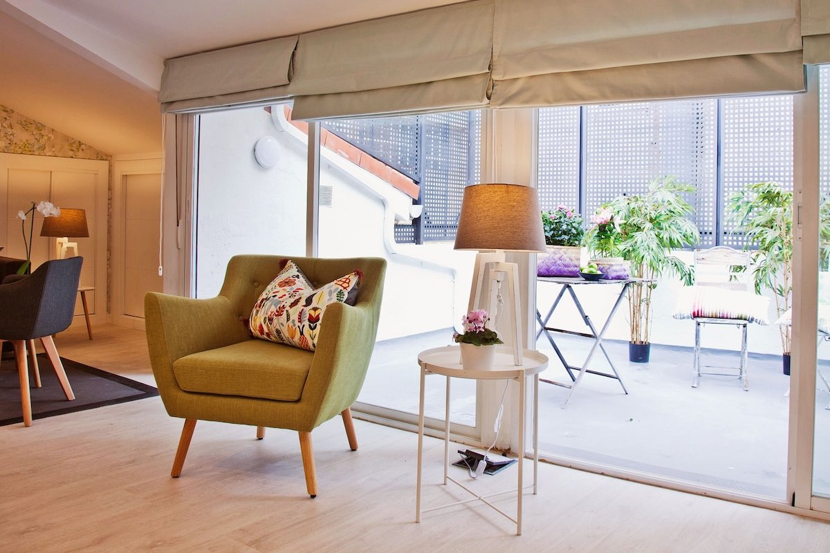 MST – A Privilege. Your Terrace in Madrid’s center gallery image 2