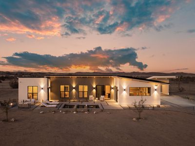 Alba · Pool, Spa, Fire Pit and Outdoor Movies!