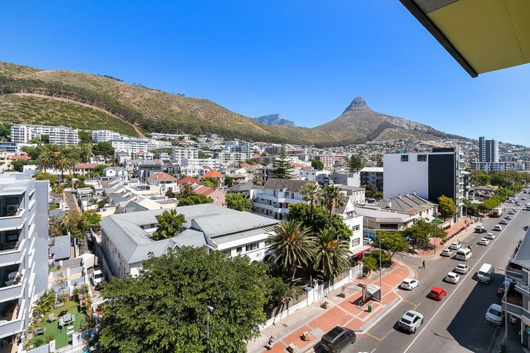 Sea Point Aurora featured image