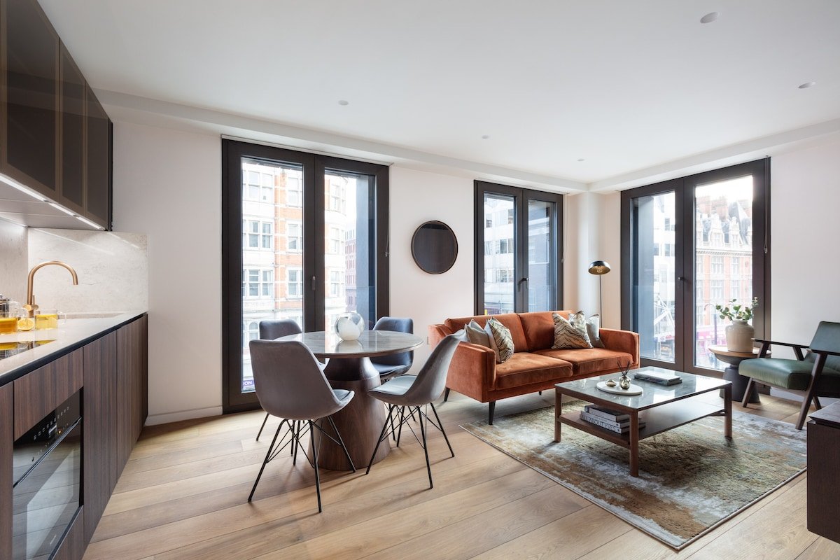 Oxford Street luxury 2 bedroom serviced apartment gallery image 3