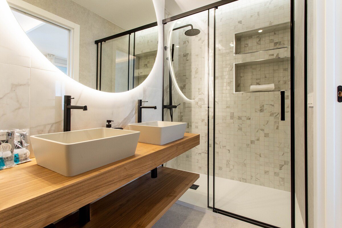 NEW. Luxury flat in Puerta del Sol 4 bedrs/4 baths gallery image 4