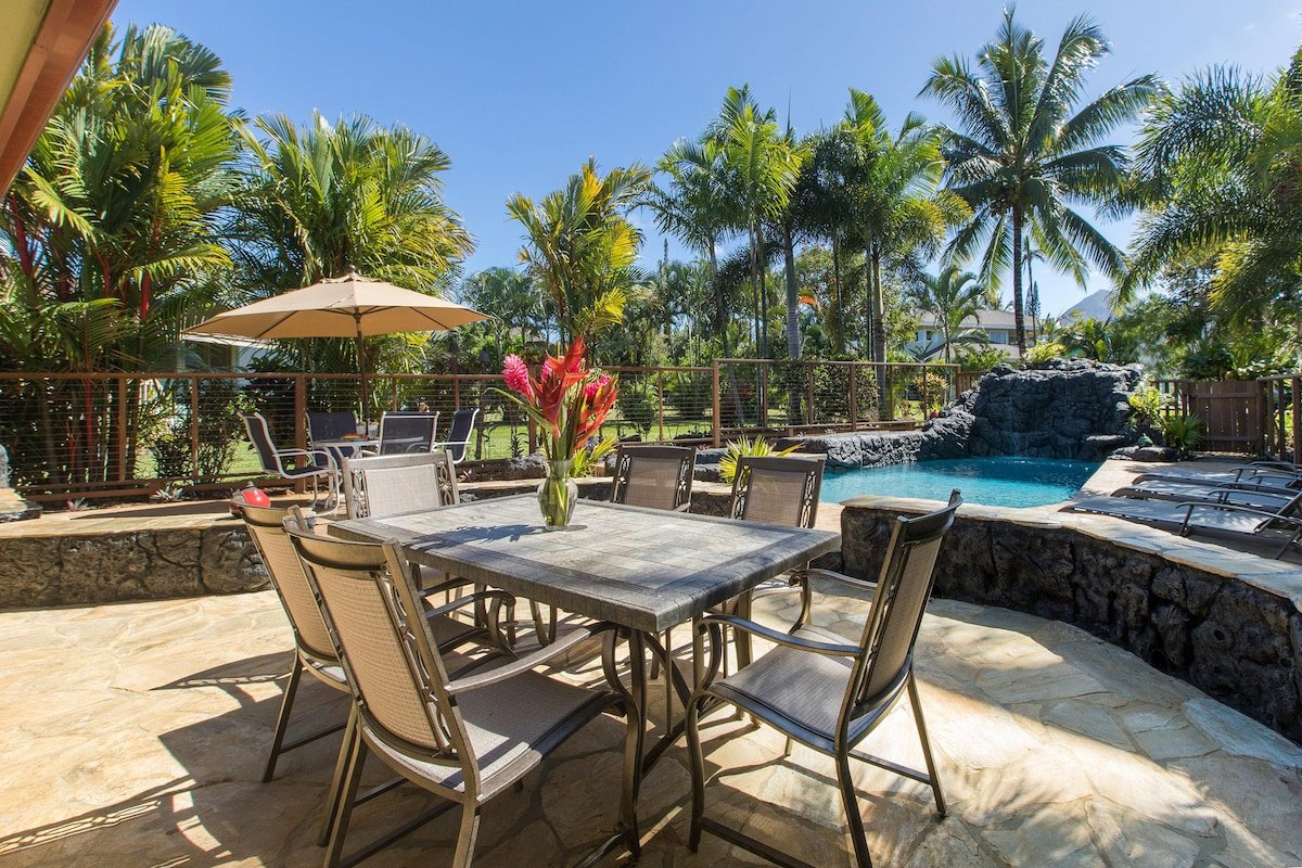 Gorgeous Estate w/AC & Heated Salt Water Pool! gallery image 4