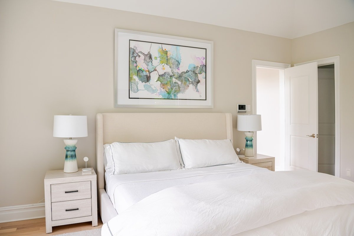 Luxe Southampton Estate – Minutes to Village gallery image 2