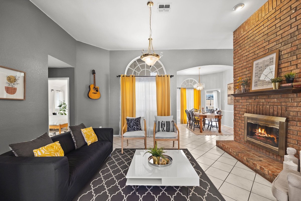 Home 9 miles from Stockyards – 19m Stadium gallery image 5