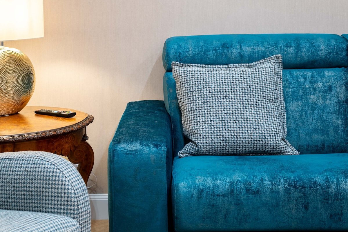 Colosseum 10steps away, Marco Aurelio Luxury House gallery image 4