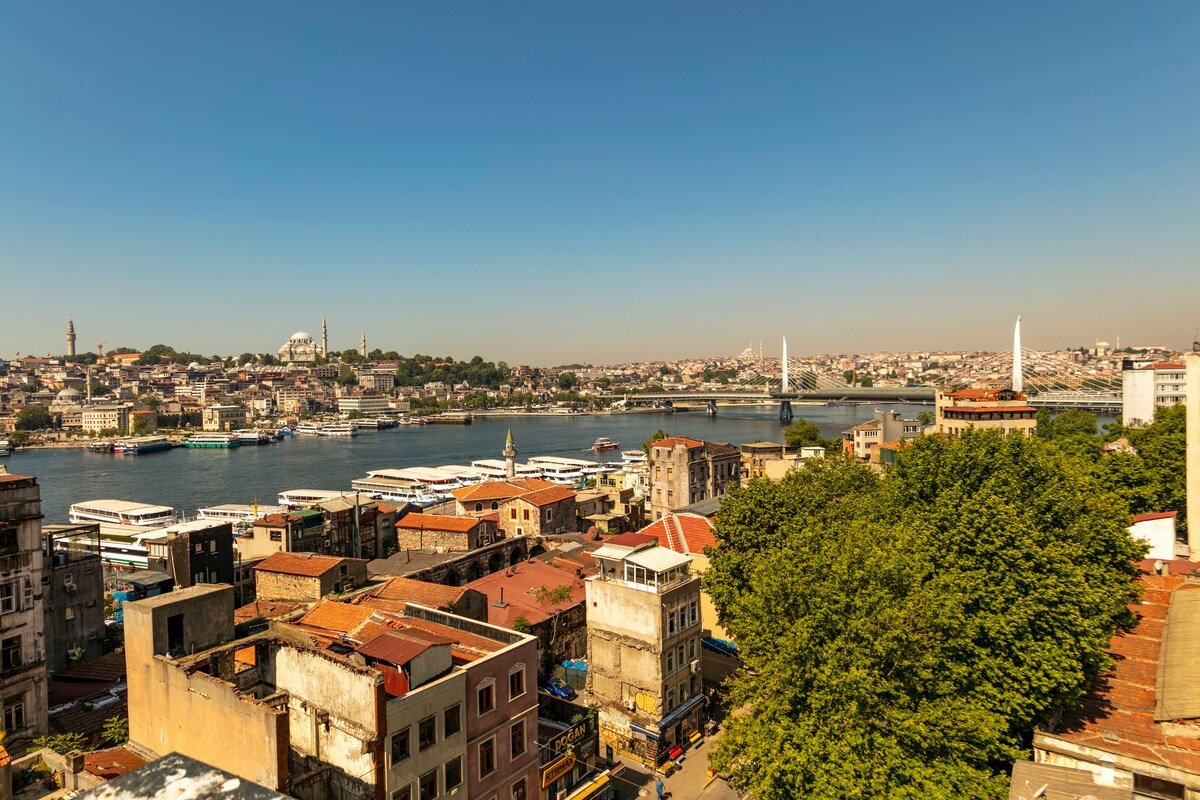 New!Central,4BR, Amazing sea view,Elevator, 5AC gallery image 3