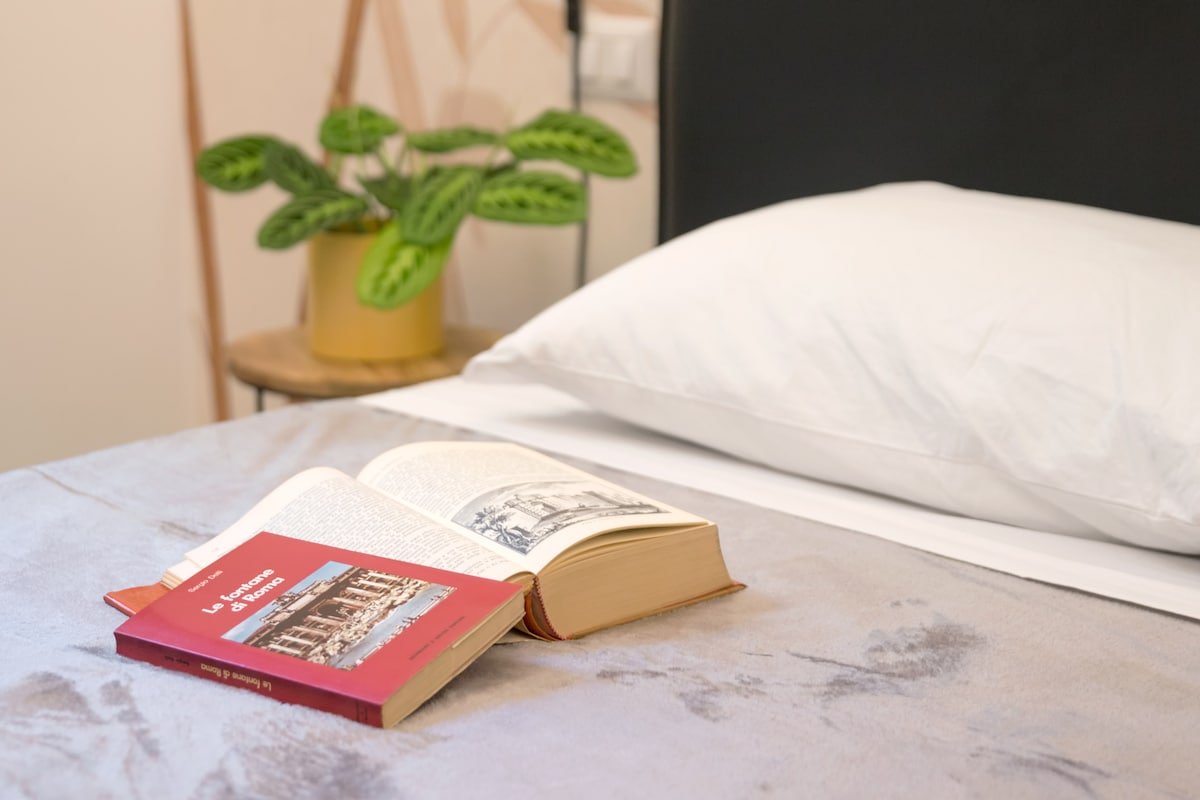 Elegant central apartment with metro at 80 meters gallery image 4