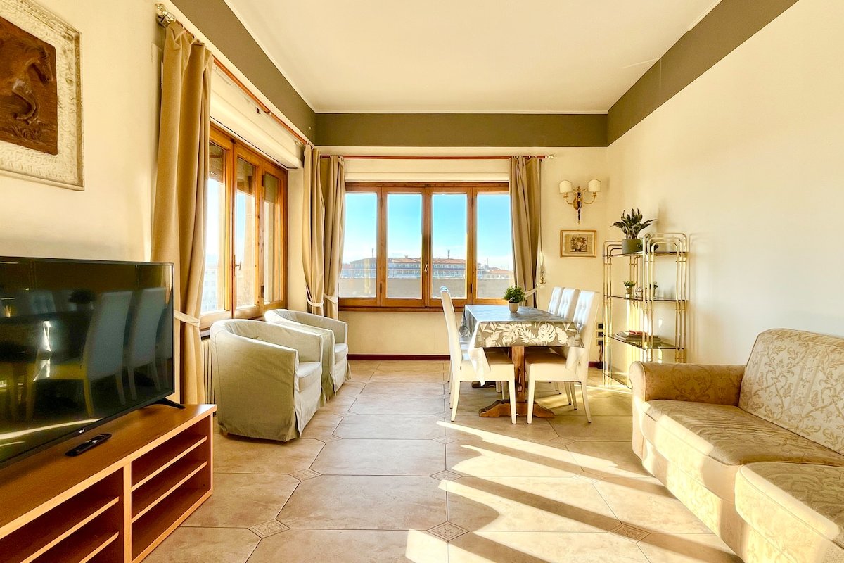 Suite with View • Elevator • A/C • Wi-Fi gallery image 2