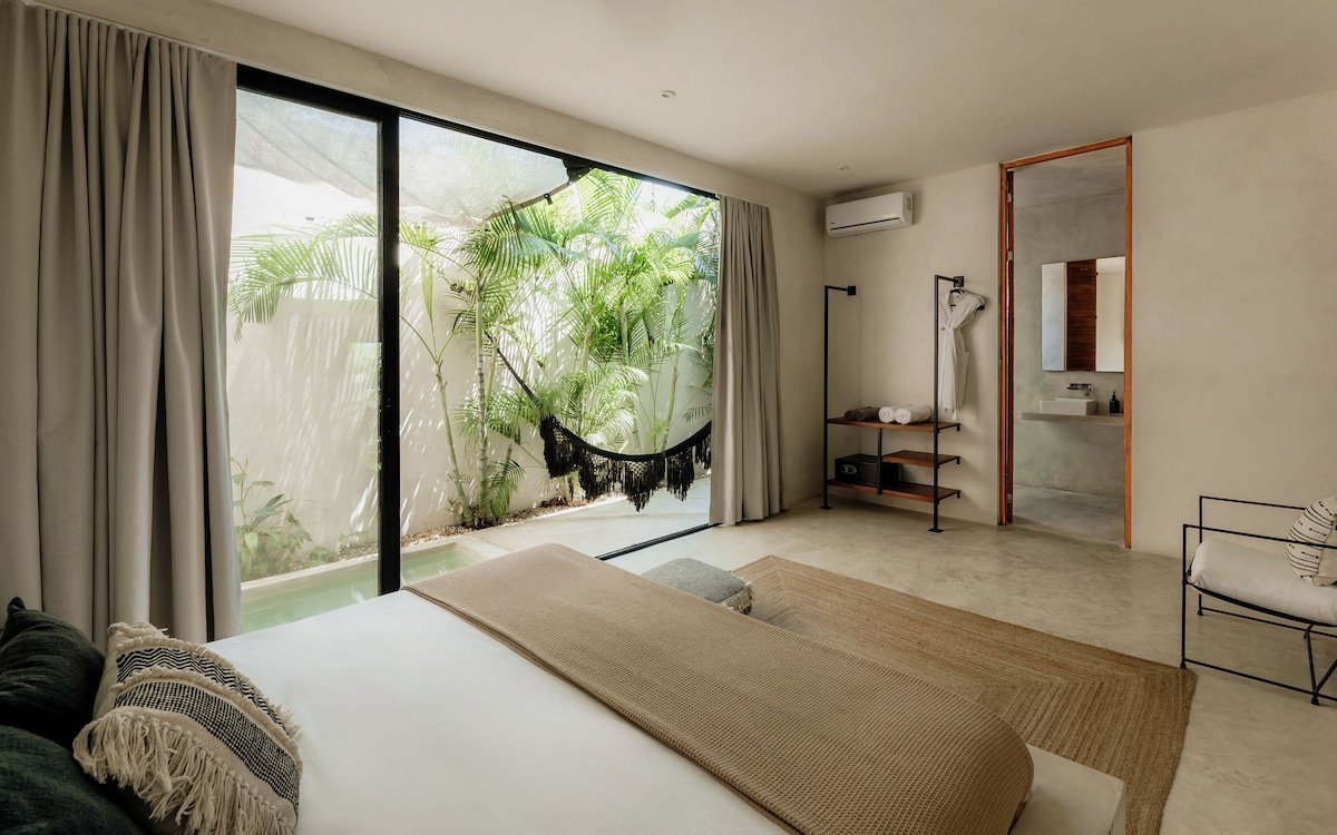 Beautiful Hacienda | Best location w/ Chef & Gym gallery image 3