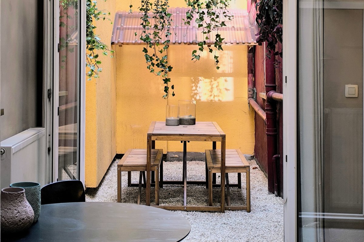 Charming Family Townhouse in Antwerp | Sleeps 12