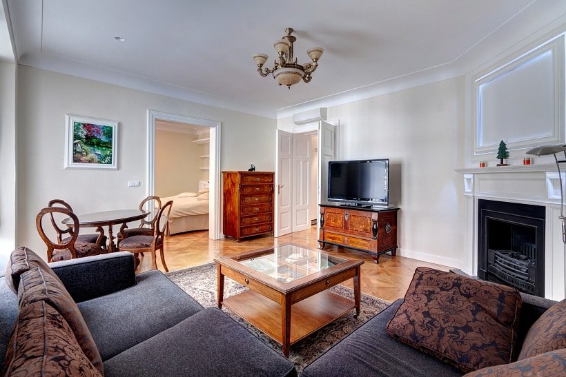 The White Swan A/C, 2 bedrooms Apartment, centre gallery image 2