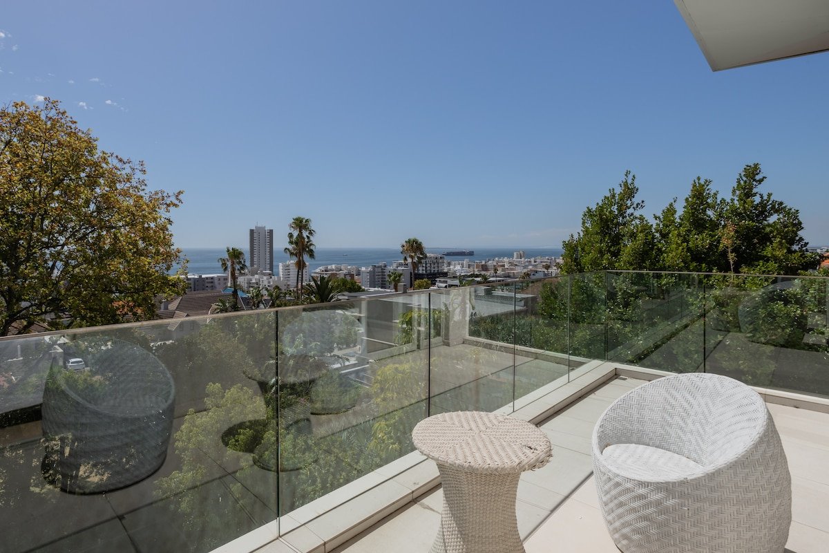 Ocean Views gallery image 4