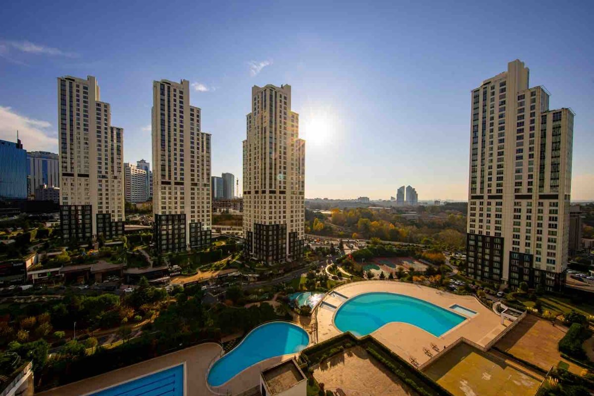 Maslak Mashattan Residence Luxury 3+1 With Pool gallery image 2