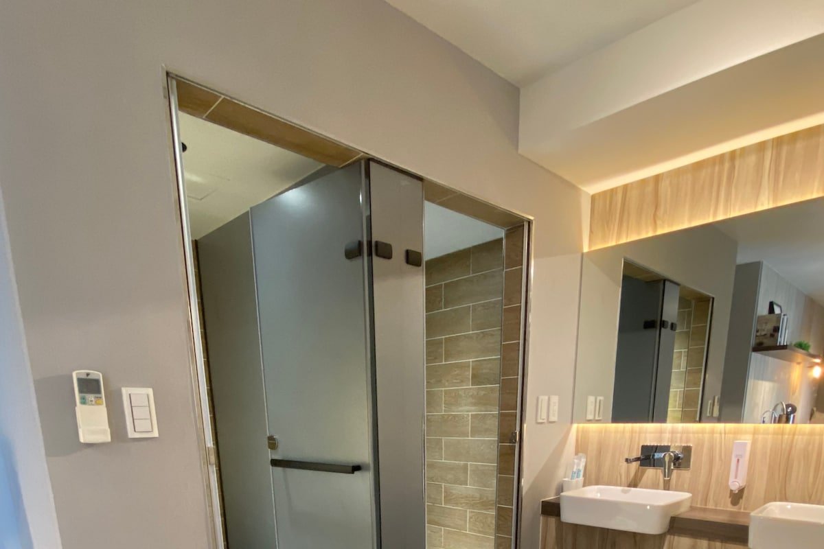 【頂級星空景觀房】020245 六人房#台北車站#三房一廳間#24小時櫃檯#高樓層景觀 gallery image 5