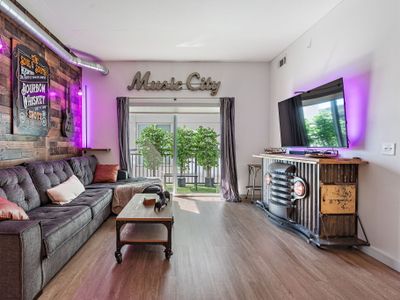 Walk2Brdway~King Bed~Queen Bunkbed~Fast Wifi~Pool