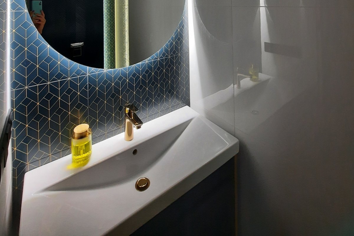 House, terraces, hot tub, garden. Groups Welcome! gallery image 3