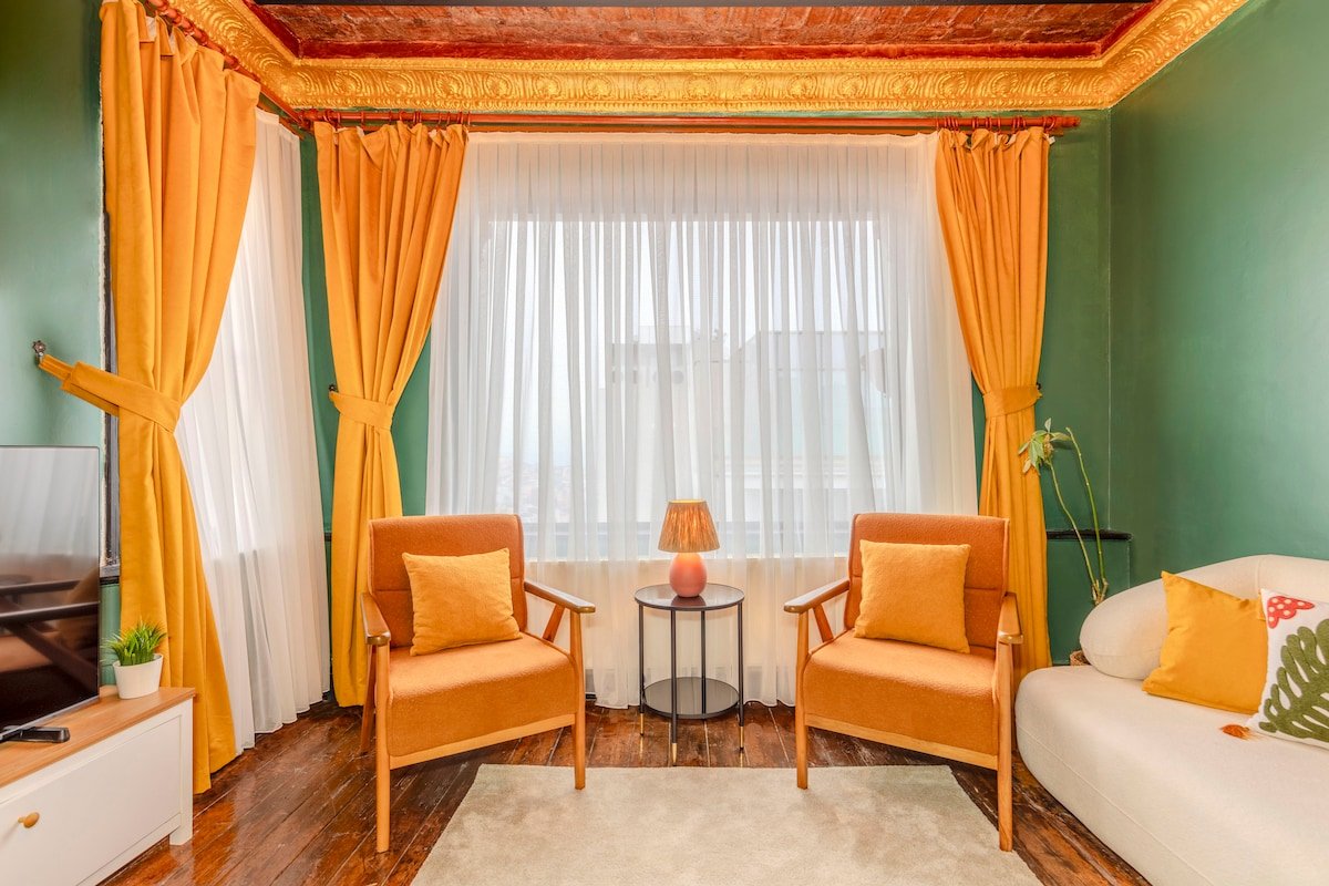 Perfect Apartment on Istiklal Street, Elevator,AC gallery image 5