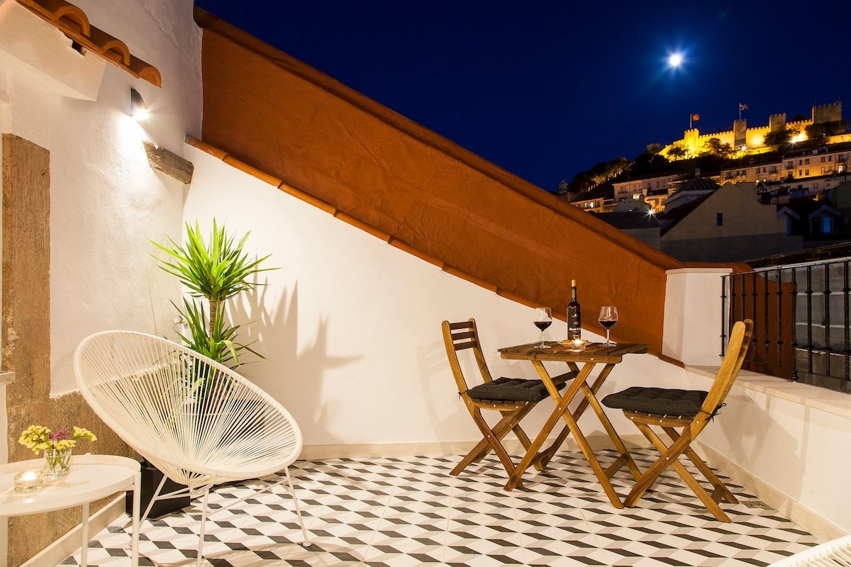 Amazing Loft & Terrace with Castle View at Baixa gallery image 4