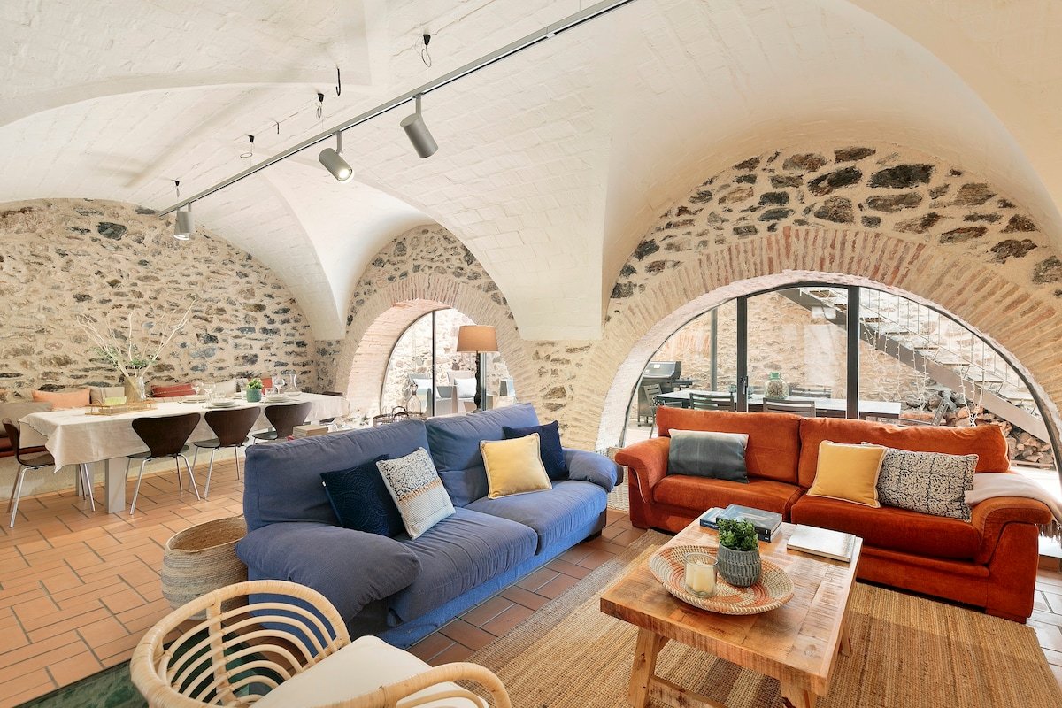 Garriguella- Roses – Pool Costa Brava House gallery image 3