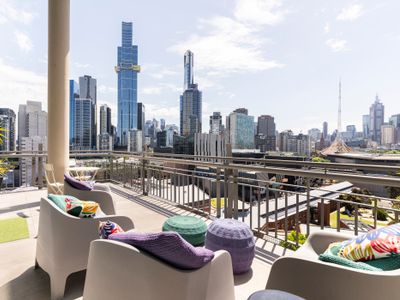 Luxurious Penthouse with Balcony and City Views