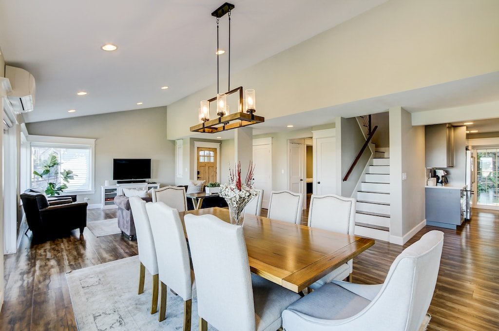 Seattle Luxury Retreat Home Near the Stadiums gallery image 2