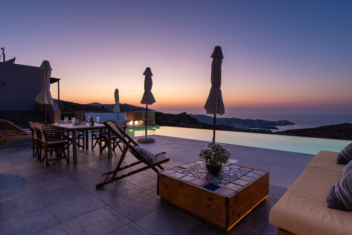 Luxury villa with infinity pool and Jacuzzi 16PAΧ gallery image 5