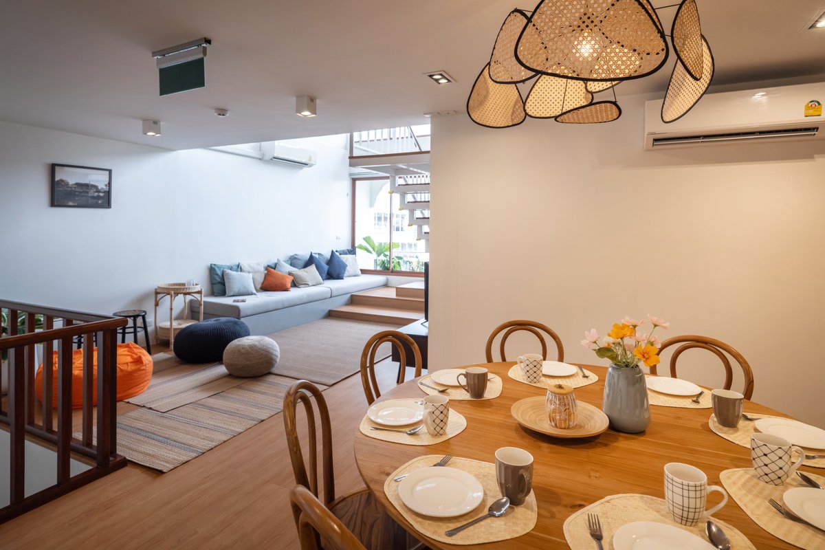 Bedtime Storeys near ICON Siam: Baan Khlongsan