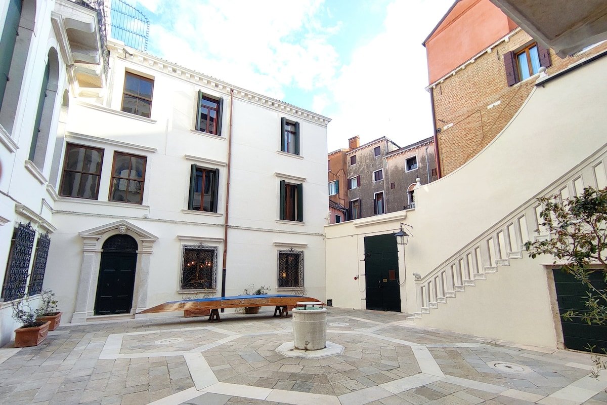 ca’ zen 3 – ancient family palace gallery image 2