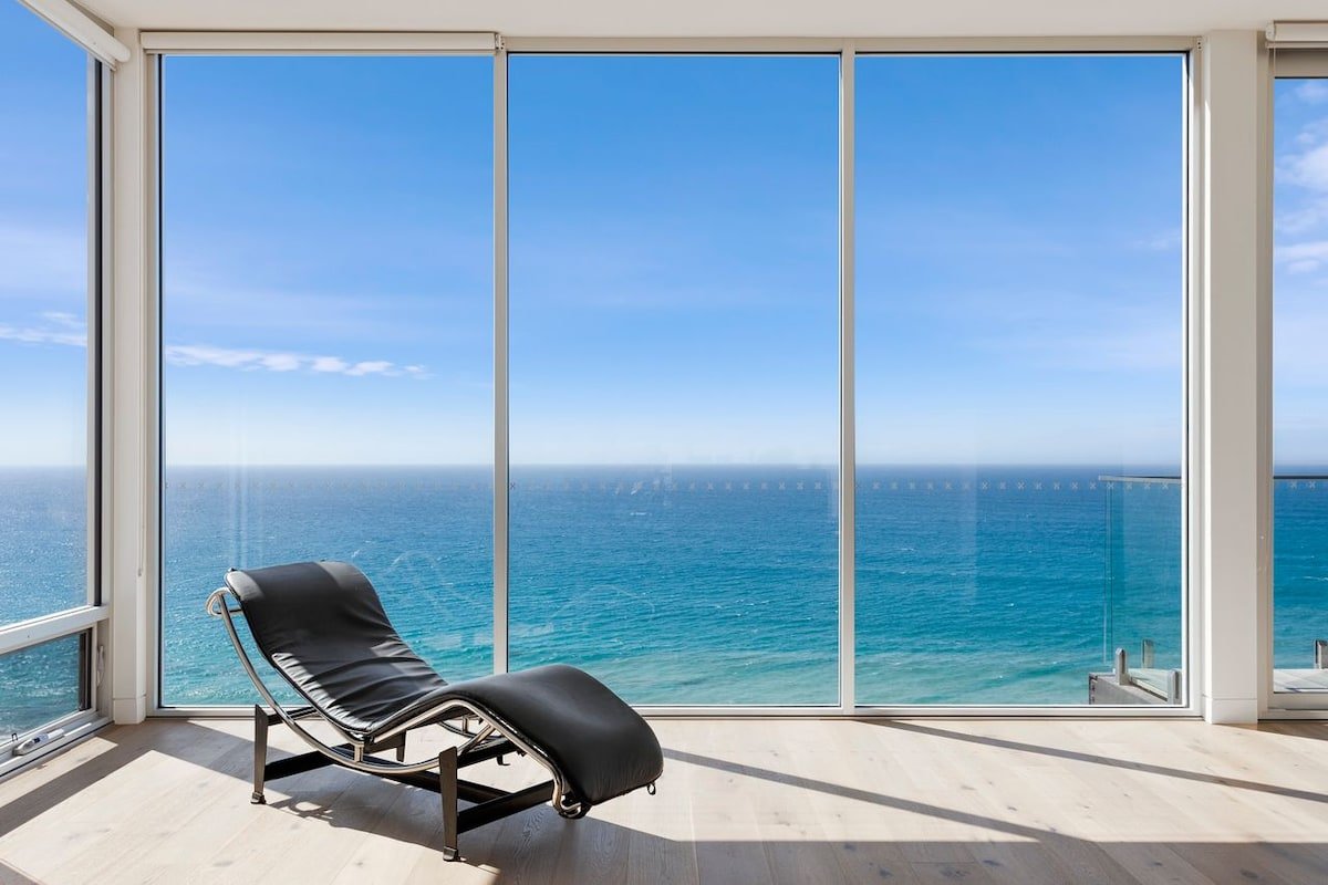 Southpoint – Views for Days on Iluka Avenue gallery image 2