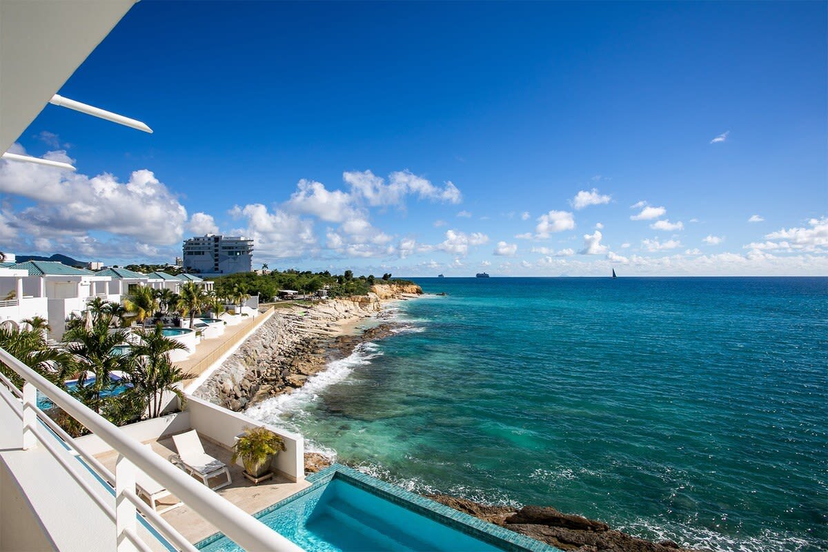 Farniente (4 bedrooms) – Oceanfront villa with poo gallery image 4