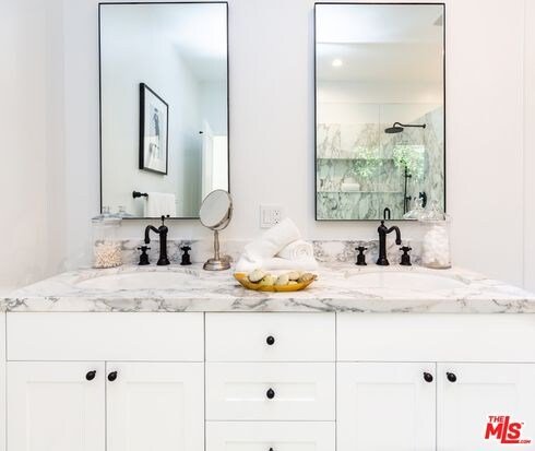 Los Angeles retreat with pool and outdoor areas gallery image 5