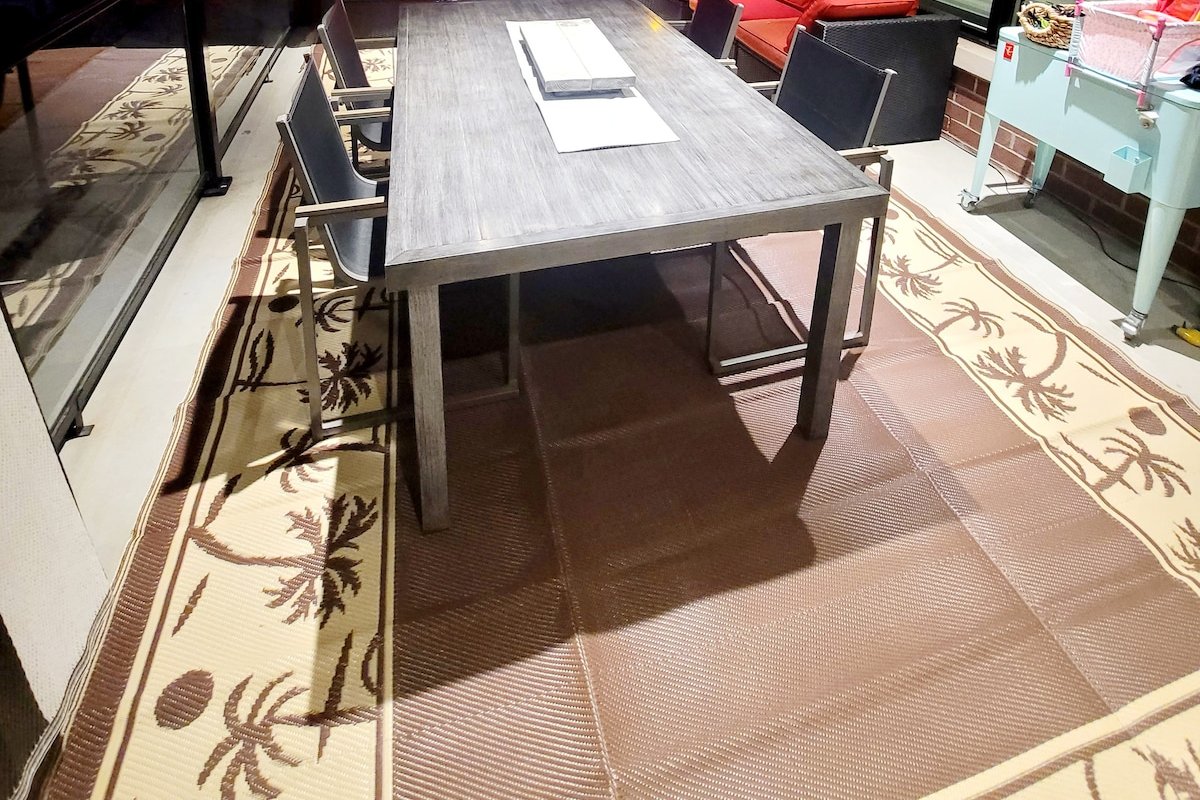 Luxe Haven Heated Pool Sauna Gym gallery image 4