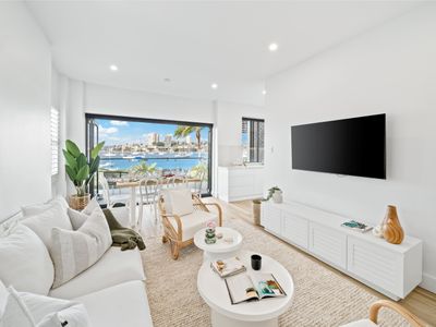 Peach Apartment at Palm View Collective