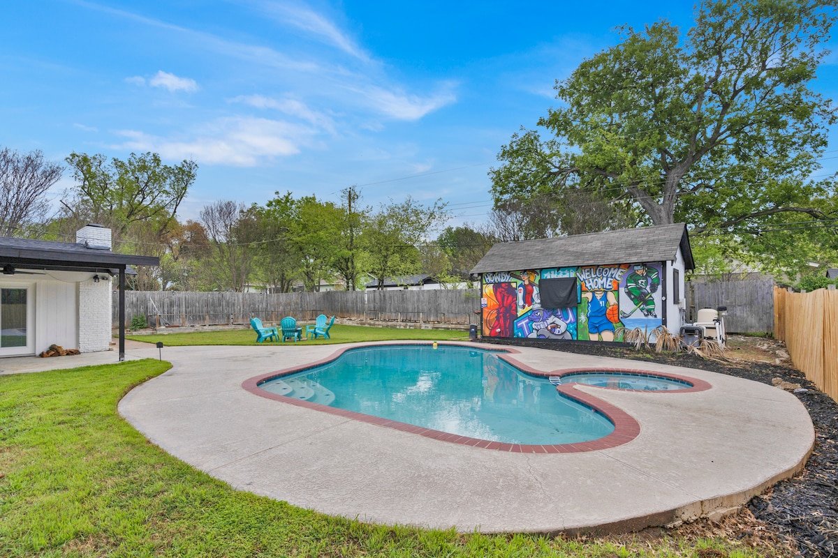A home away from home with a pool. gallery image 2