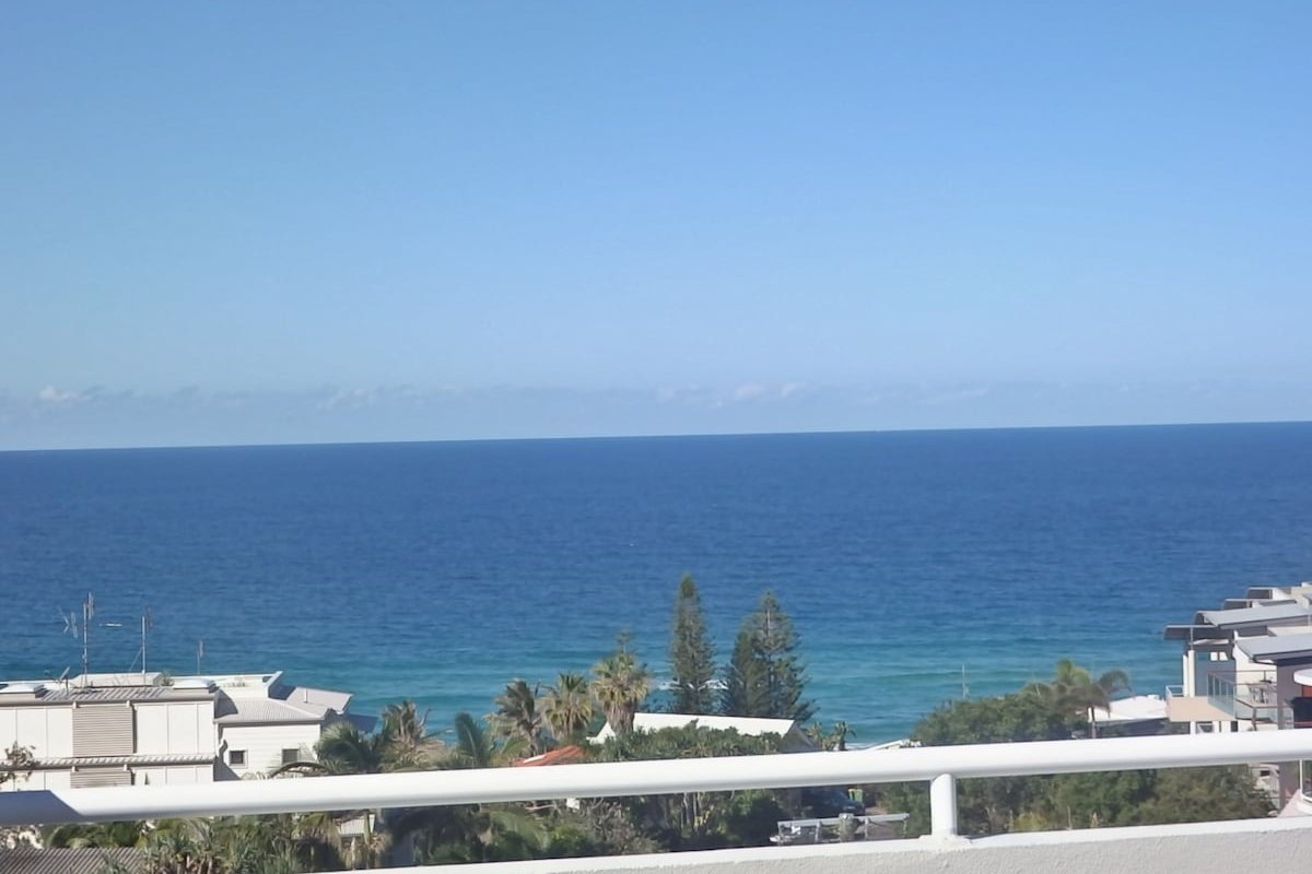 Sundancer Top Level Mid Panoramic Ocean View-2Brm gallery image 3