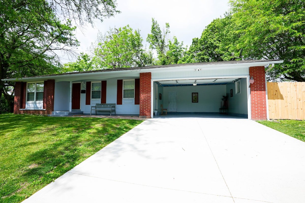 Entire Central Columbus Home! gallery image 2