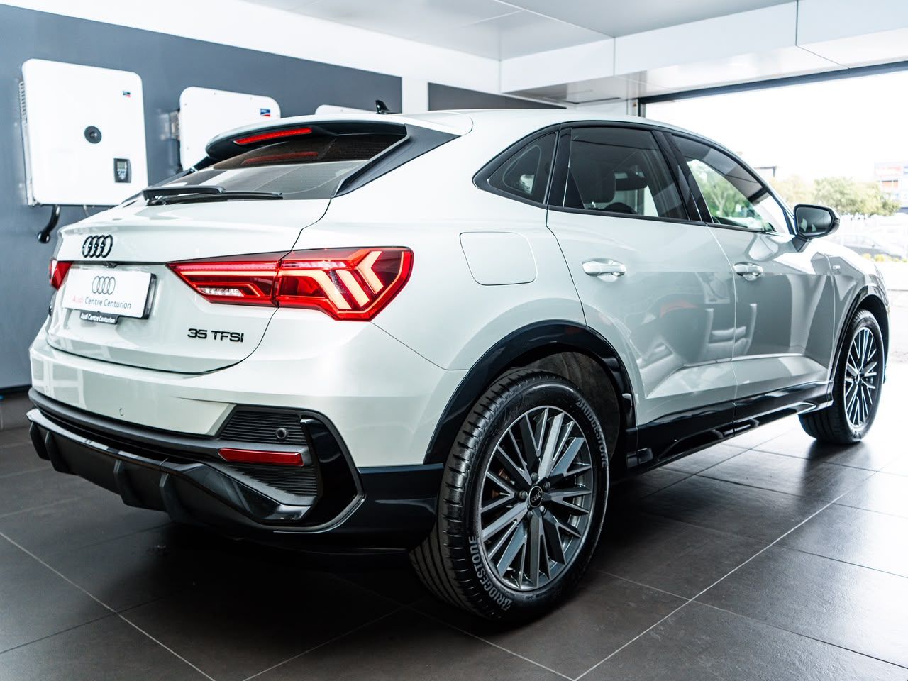 Used car gallery