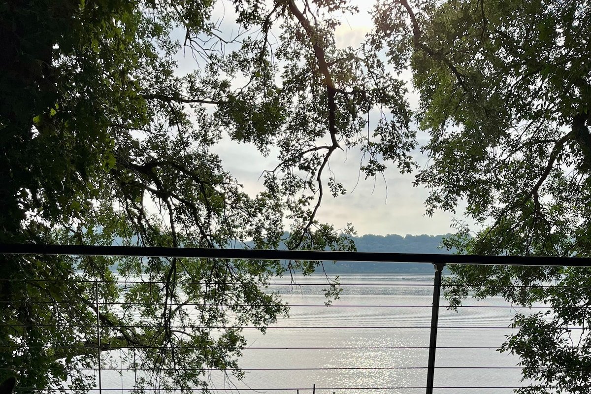 Modern Home with private beach on St Croix River gallery image 5